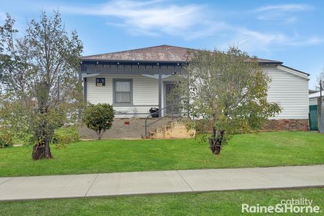 61 Thornhill St, Young, NSW 2594