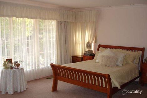 Property photo of 11 Eungella Place Orange NSW 2800