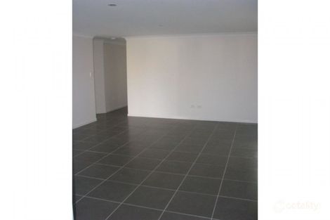 Property photo of 12 Tawarra Crescent Gracemere QLD 4702