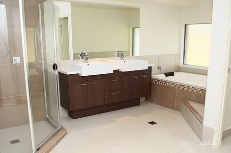 Property photo of 7 Jackaroo Crescent Gilston QLD 4211