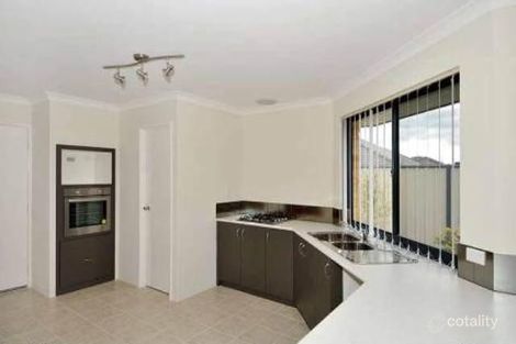 Property photo of 3 Moonbrook Way Meadow Springs WA 6210