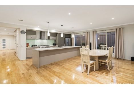 Property photo of 105 George Street Taylors Hill VIC 3037