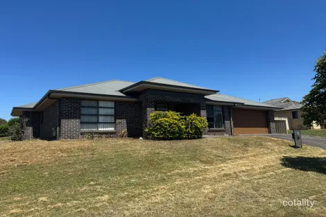 Property photo of 1 Topaz Way Rutherford NSW 2320