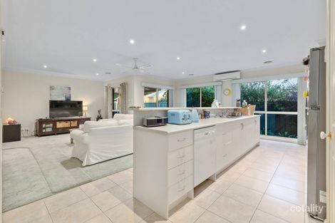 Property photo of 26 Stirling Drive Lake Gardens VIC 3355