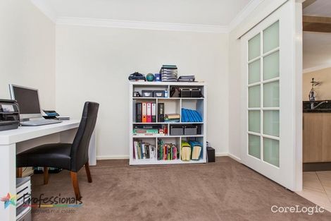 Property photo of 25 Hibbertia Crescent Riverton WA 6148
