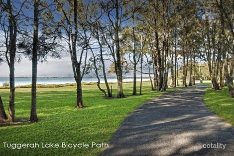 Property photo of 328 Lakedge Avenue Berkeley Vale NSW 2261
