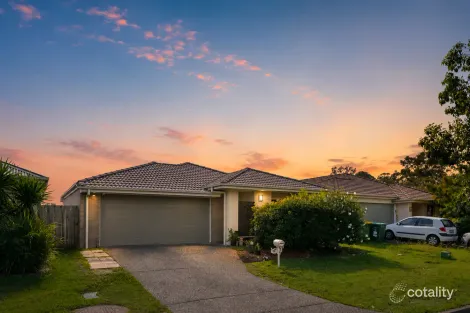 10 HIPWOOD ST, PIMPAMA, QLD 4209