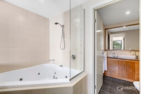 Property photo of 16/31-33 Railway Street Southport QLD 4215