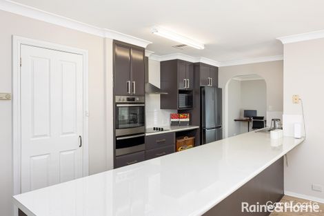 Property photo of 12 Langi Crescent Glenfield Park NSW 2650