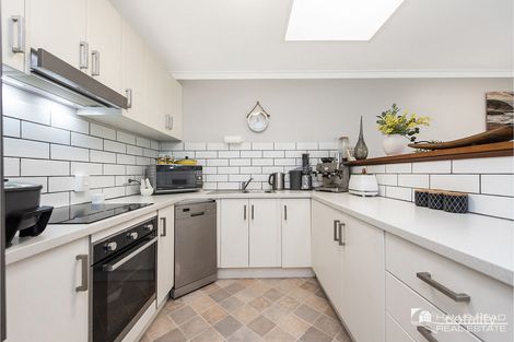 4/10 Stevenson St, Dudley Park, WA 6210