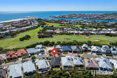 Property photo of 28 Lakeway Retreat Dawesville WA 6211