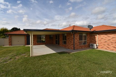 Property photo of 16 Emerald Drive Kelso NSW 2795