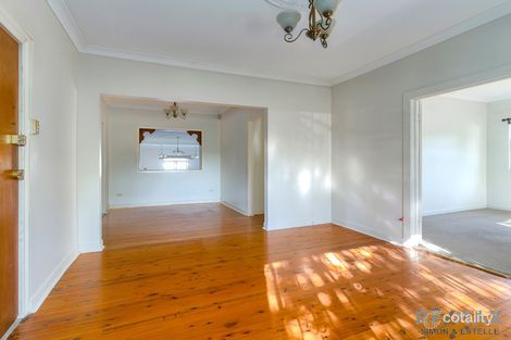 Property photo of 715 Cavendish Road Holland Park QLD 4121
