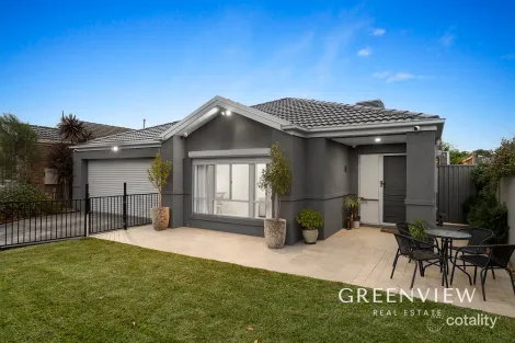 26 Tyndall St, Cranbourne East, VIC 3977