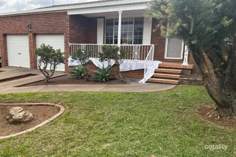 7 Myndee Ave, Hillvue, NSW 2340