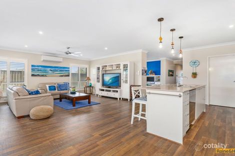 22 Seabreeze Bvd, Pottsville, NSW 2489