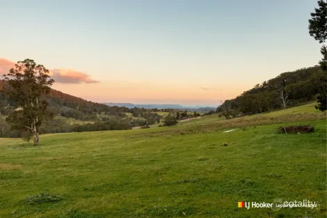 Property photo of 111 Magpie Hollow Road South Bowenfels NSW 2790