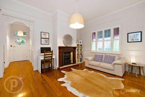 Property photo of 25 Leigh Street Coorparoo QLD 4151