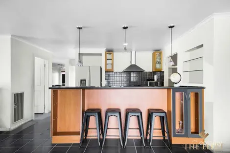 Property photo of 4 Conservation Drive Tarneit VIC 3029