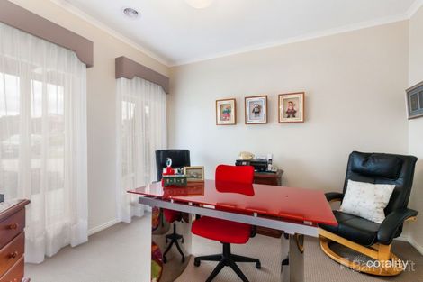 Property photo of 11 Walnut Grove Court Kilmore VIC 3764