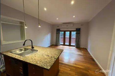 Property photo of 570 Waverley Road Malvern East VIC 3145
