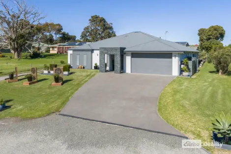 Property photo of 28 Bylund Way McKail WA 6330
