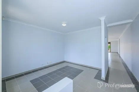 Property photo of 6 Longton Way Ellenbrook WA 6069