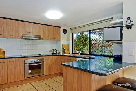 Property photo of 2/153-161 Greenacre Drive Arundel QLD 4214