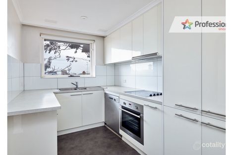 18/19-21 Dalgety St, St Kilda, VIC 3182