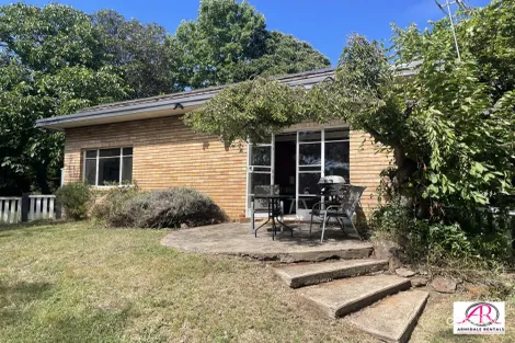 16 Perrott St, Armidale, NSW 2350