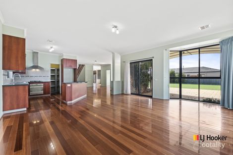 Property photo of 6 Pallin Street Gungahlin ACT 2912