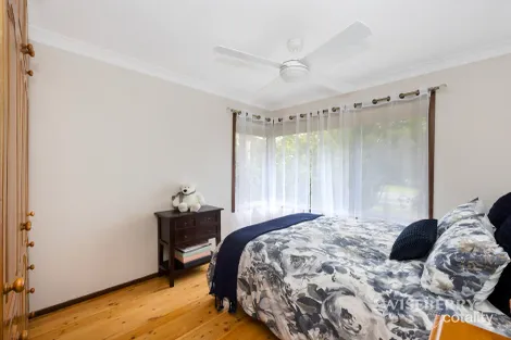 Property photo of 10 Chelmsford Road Lake Haven NSW 2263