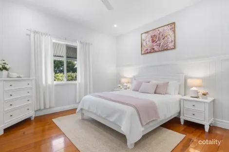 Property photo of 33 Watt Street Corinda QLD 4075