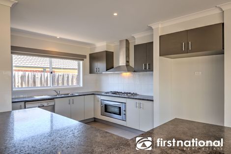 Property photo of 4 Maple Place Drouin VIC 3818