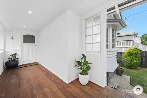 Property photo of 8 Donald Street Camp Hill QLD 4152