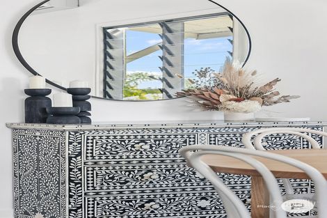 Property photo of 8 Donald Street Camp Hill QLD 4152