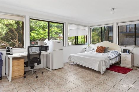 2/27 White St, Southport, QLD 4215