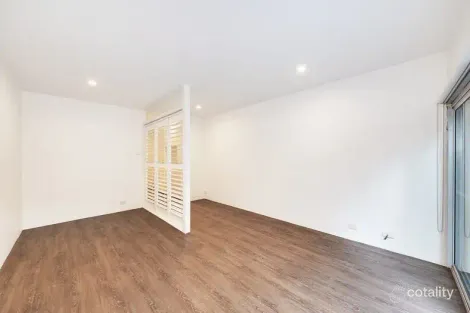 Property photo of 201/8-10 New McLean Street Edgecliff NSW 2027