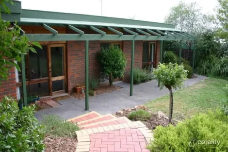 19 Auchterlonie Cres, Churchill, VIC 3842