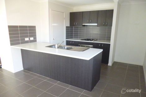 Property photo of 50 Cottonwood Crescent Springfield Lakes QLD 4300