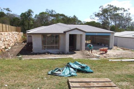 15 Aqua Cres, Redland Bay, QLD 4165