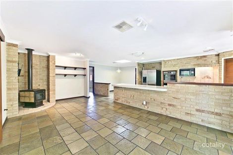 Property photo of 33 Anscombe Loop Leeming WA 6149
