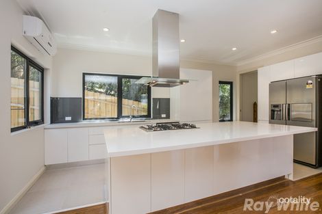 Property photo of 2/32 Outlook Drive Doncaster VIC 3108