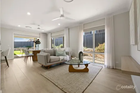 Property photo of 12 Laurel Martyn View Whitlam ACT 2611