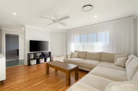 Property photo of 6 Weir Harristown QLD 4350