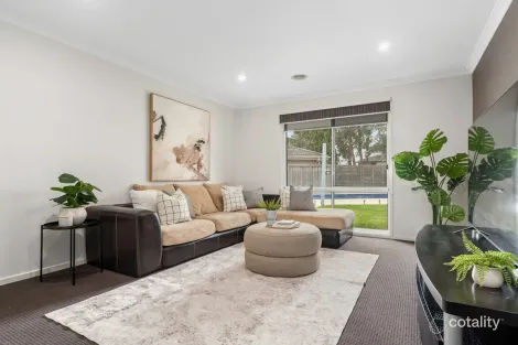 Property photo of 26 Long Street Botanic Ridge VIC 3977