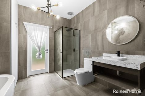 Property photo of 30 Raleigh Road Maribyrnong VIC 3032