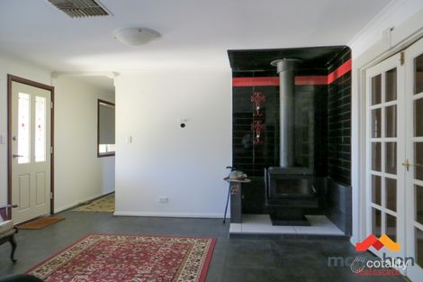 Property photo of 11 Thomson Street York WA 6302