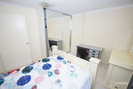 A/17 Mapstone Gdns, Murdoch, WA 6150