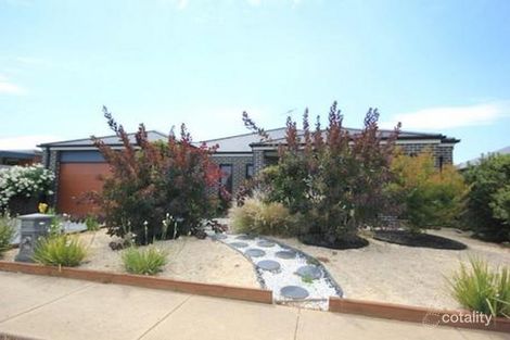 Property photo of 33 Hewat Drive Highton VIC 3216